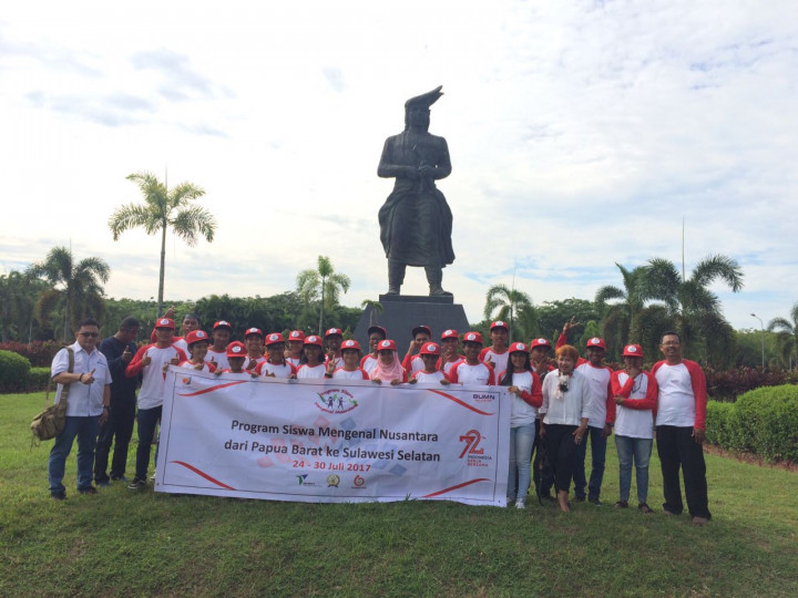 21 Siswa Terbaik Papua Barat Menjejakkan Kaki di Makassar