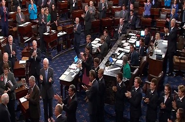 Voting Berakhir, Senat AS Sepakat Perdebatkan Pengganti Obamacare