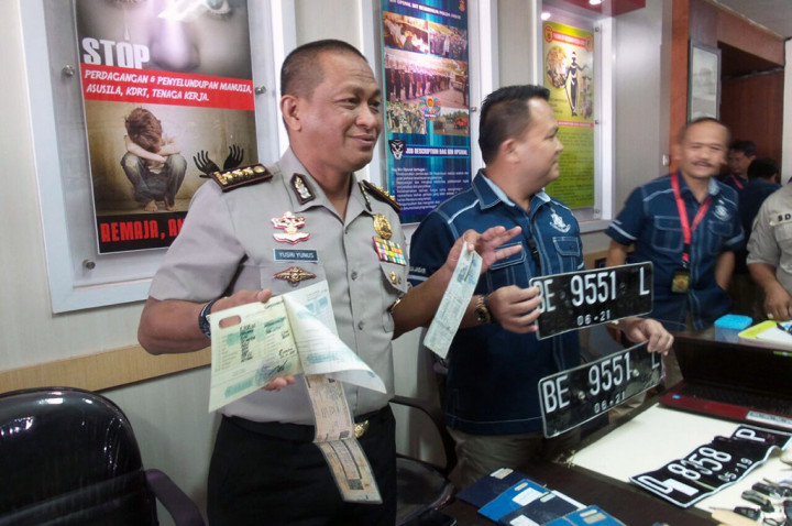 Komplotan Pemalsuan Dokumen Kendaraan Diringkus