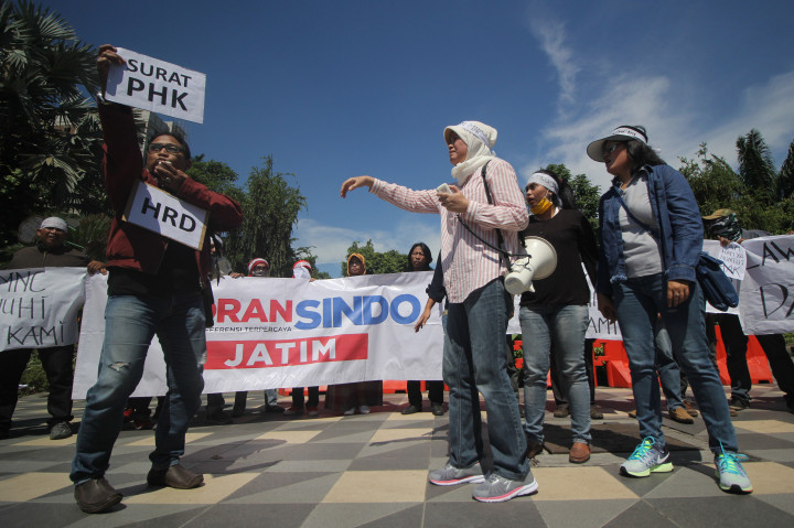 Petaka PHK Jelang Hari Raya