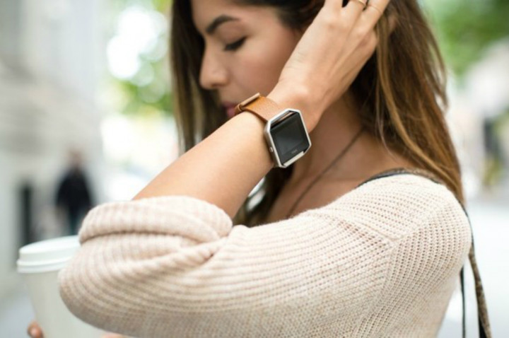 Smartwatch Fitbit Bakal Punya Aplikasi Sendiri