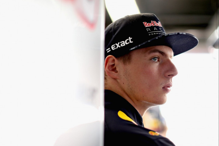 Penjelasan Verstappen terkait Insiden dengan Ricciardo