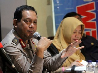 Sponsor Ratusan WNA Penipu Diburu