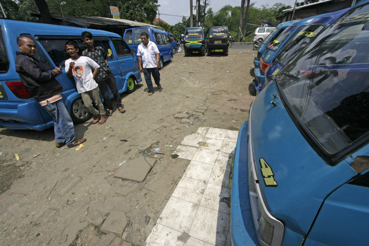 Sopir Angkot Sukabumi Masih Enggan Operasi