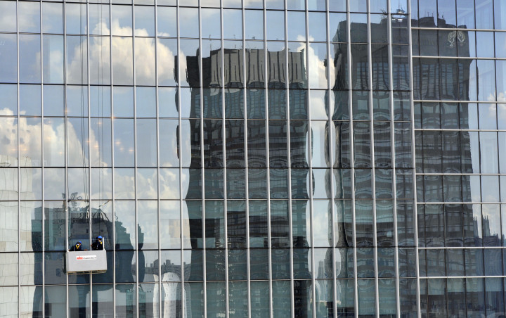 Ilusi Pertumbuhan dari Perusak Ekonomi