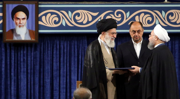 Jabat Presiden Iran Periode Kedua, Rouhani Janji Akhiri Isolasi