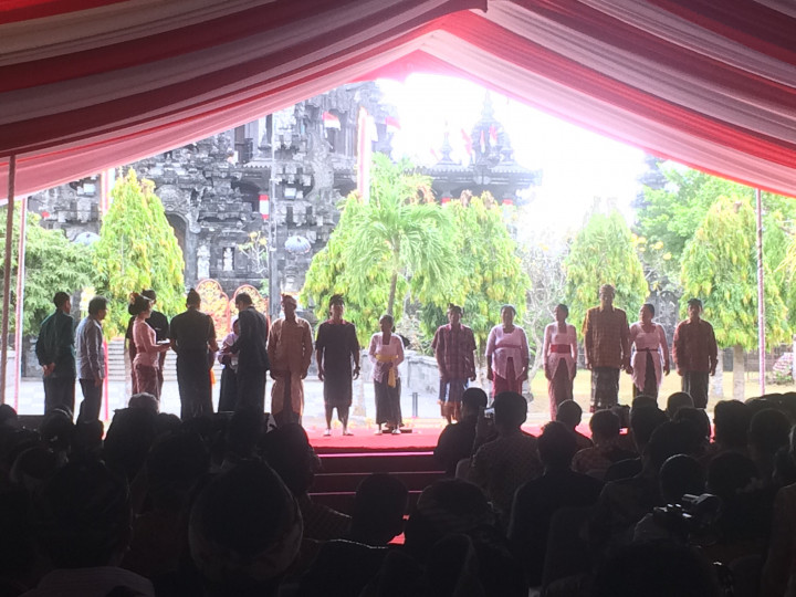 Jokowi Bagikan 5.903 Sertifikat Tanah di Bali