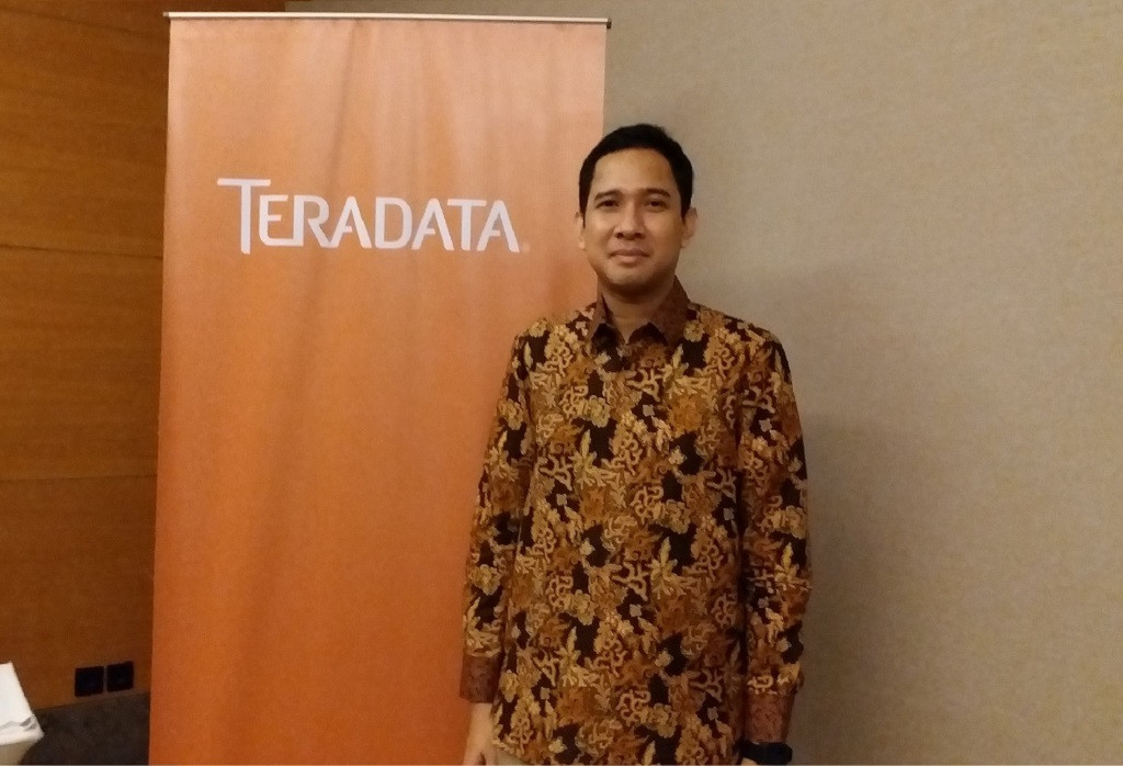  Senior Solution Architect Teradata, Fajar Muharandy.
