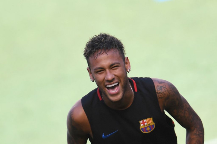 Transfer Fantastis Neymar Harusnya Diperoleh Messi atau Ronaldo