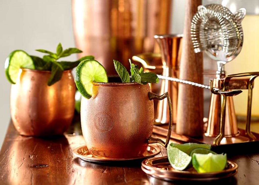 Divisi Minuman Alkohol Iowa yang menyatakan bahwa tembaga dan campuran tembaga dapat menjadi beracun saat dikonsumsi. (Foto: Pottery Barn)