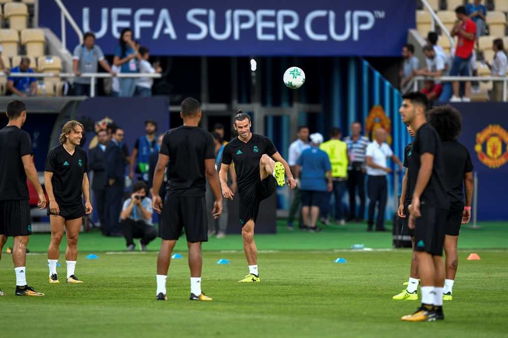 Pemain Real Madrid sedang berlatih jelang Piala Super Eropa. (Foto: AFP/Dimitar Dilkoff) 