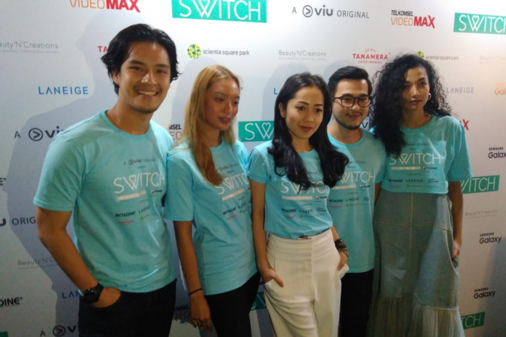 Switch the series. Switch the series