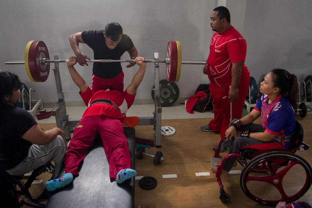 Atlet Difabel Indonesia saat menjalani latihan (Foto:  ANTARA FOTO/Mohammad Ayudha)