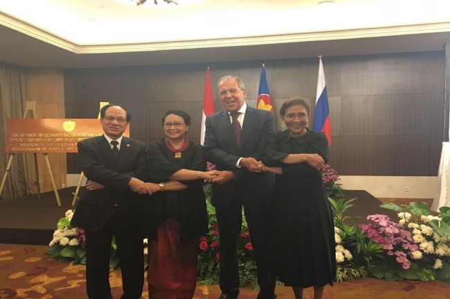 Lavrov Meets With ASEAN Secretary General