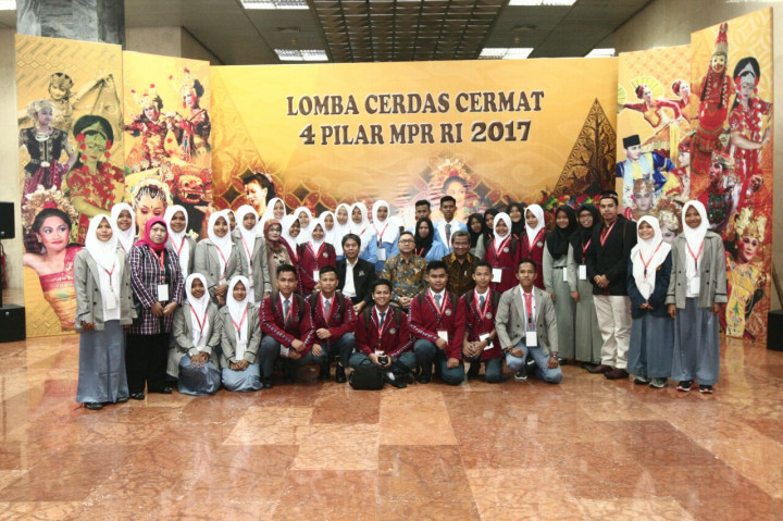 Pesan Ketua MPR kepada Peserta LCC