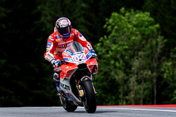 Barbera dan Dovizioso Kuasai Hari Pertama Sesi Latihan