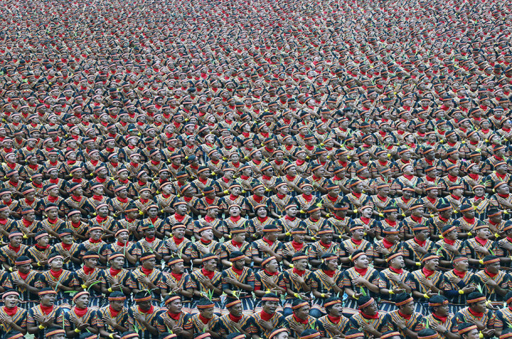 Warga Aceh Antusias Saksikan Penampilan 10.001 Penari Saman