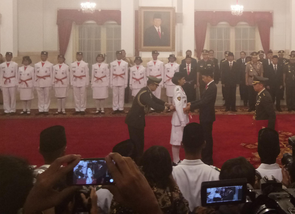 Presiden Joko Widodo Mengukuhkan Paskibraka 2017 - MTVN/Achmad Zulfikar Fazli, 