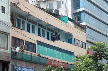 Digerebek Polisi, Ekstremis Bangladesh Ledakkan Diri di Kamar Hotel