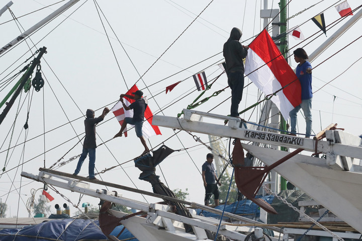 Peringatan HUT RI di Air, Udara Hingga Rawa