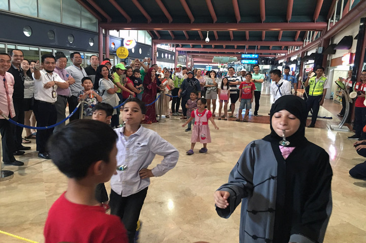 Kemeriahan Lomba 17-an di Bandara Soetta