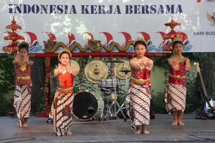 Peringati HUT ke-72 RI, Pesta Rakyat Digelar di Hongaria