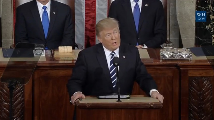 Trump Diramalkan akan Mundur dari Jabatan Presiden AS