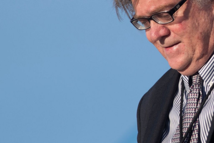 Trump Pecat Steve Bannon dari Posisi Kepala Strategi Gedung Putih