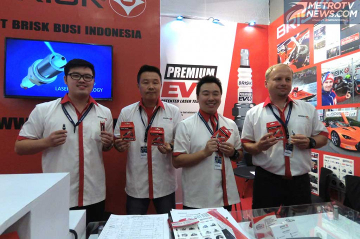 Pertama Pakai Bahan Silver, Busi Brisk Masuk Rekor Otomotif Indonesia