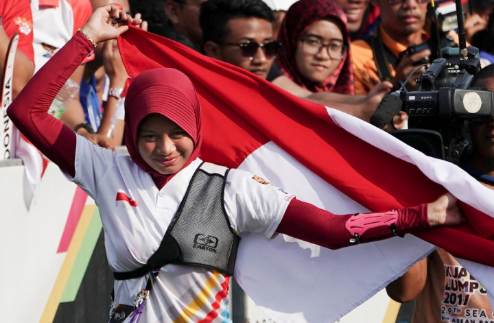 Persembahkan Emas Terakhir, Tim Panahan Indonesia Kalahkan Malaysia