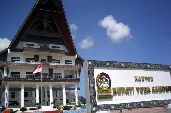 Rencana Plesiran Pejabat Pemkab Tobasa ke Paris Perlu Dievaluasi