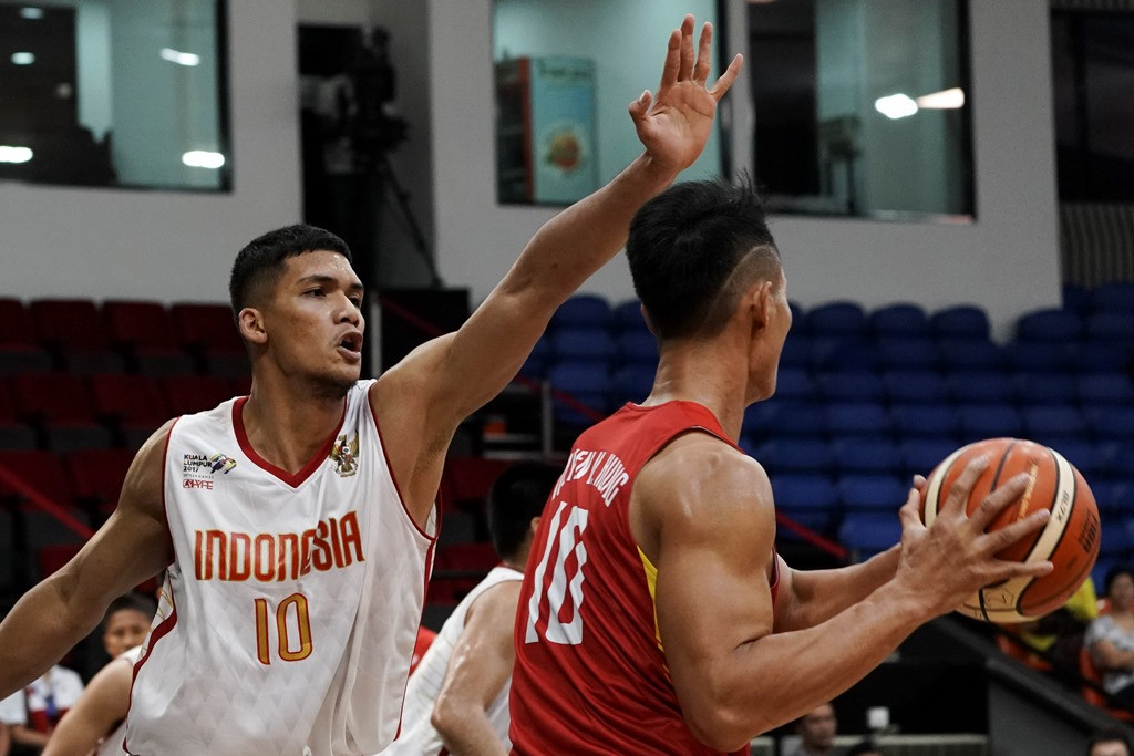 Pebasket Indonesia Kevin Yonas Argadiba Sitorus (kiri). (Foto: Ant/Wahyu Putro A)