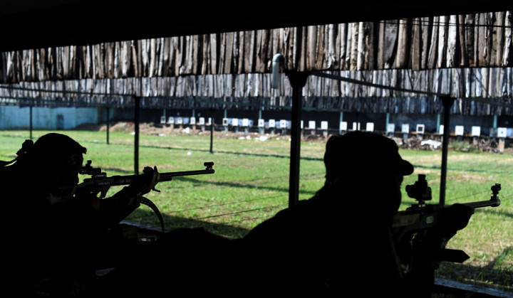 Naufal Sumbang Emas, Menembak Akhiri Penantian Enam Tahun