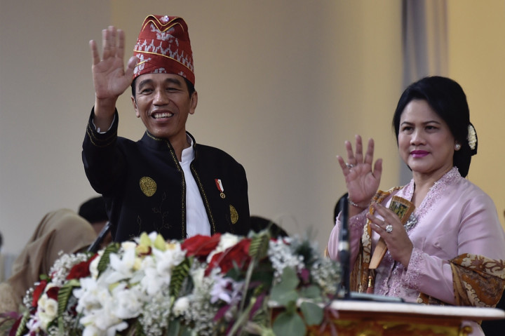 Jokowi dan Kosmetik Wardah Ternyata Punya Kesamaan