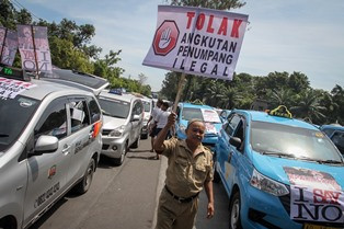 Putusan MA tentang Permenhub Taksi <i>Online</i> Dinilai tak Akan Menimbulkan Gejolak