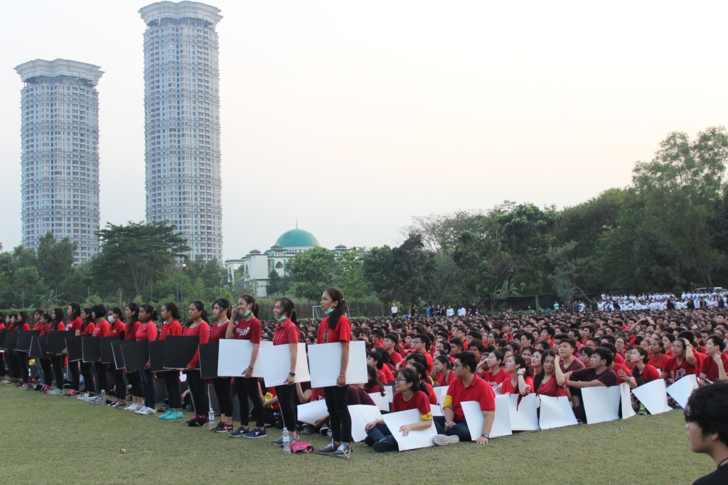  Gelaran acara UPH Fest 24 ditutup dengan sebuah seremoni meriah (Foto:Dok.UPH)