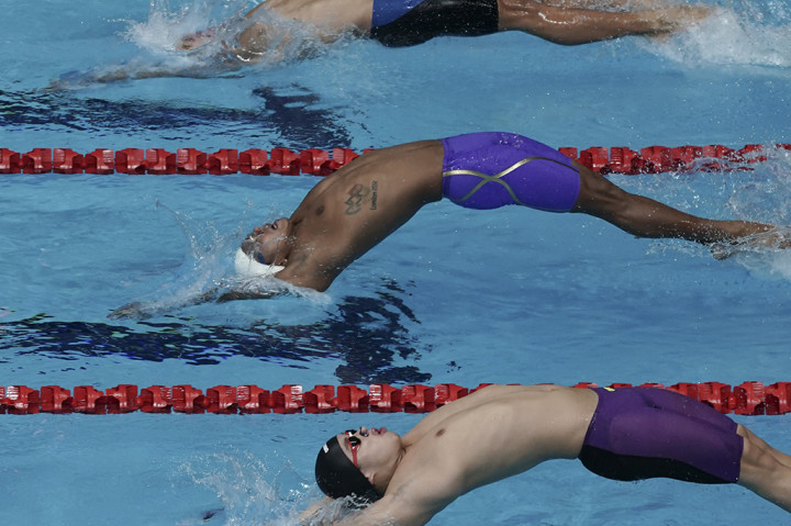 Renang Tambah Emas dan Perak untuk Indonesia