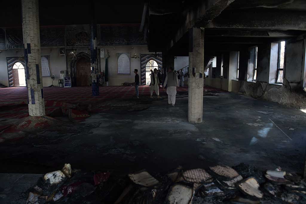 Bom Bunuh Diri Guncang Masjid Syiah di Kabul, 30 Tewas