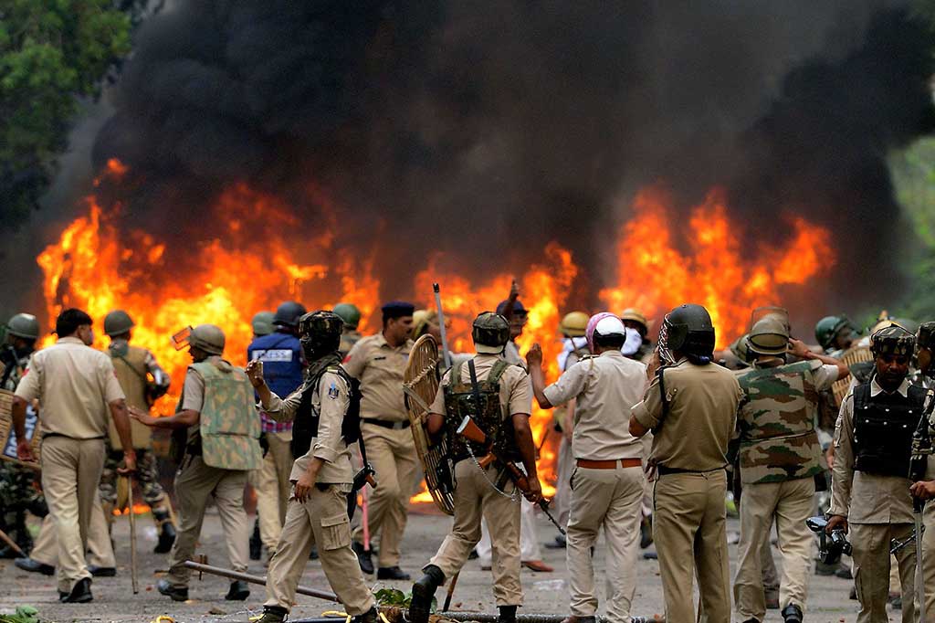 Rusuh Pascapemimpin Spiritual India Divonis Bersalah, 28 Tewas