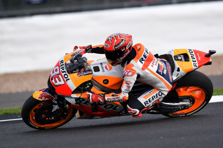 Marquez Pimpin Lomba GP Inggris, Rossi Start Kedua
