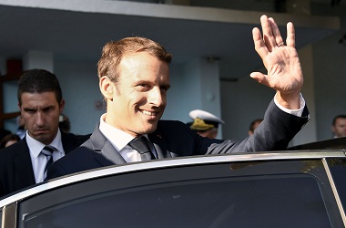 Separuh Warga Prancis Tak Puas dengan Kinerja Macron
