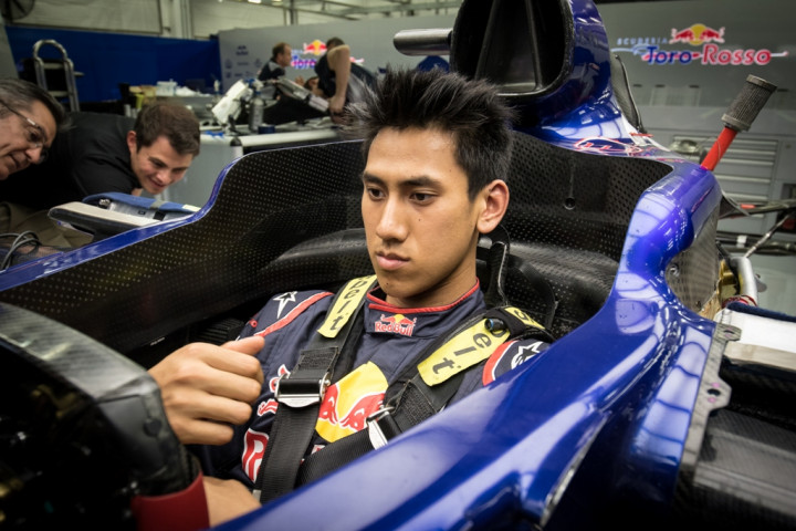 Toro Rosso Tunjuk Sean Gelael Sebagai Pembalap di Empat Sesi Latihan Bebas F1
