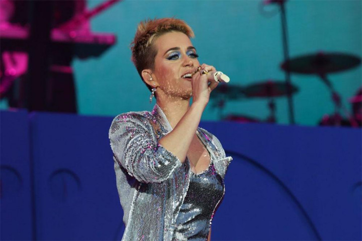 Alami Insiden hingga Diamputasi, Kru Panggung Gugat Katy Perry