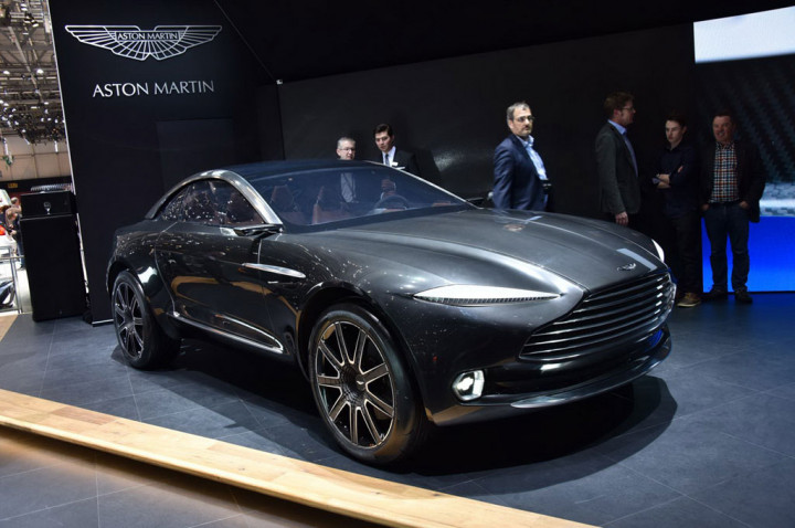 Aston Martin DBX Bakal Hadir Versi Empat Pintu