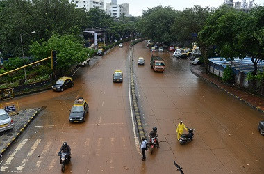 Banjir di Mumbai Tewaskan Enam Orang, Termasuk Dua Balita