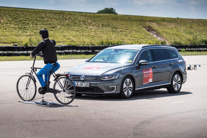 Lindungi Pesepeda, Bosch Kembangkan Pengereman Darurat