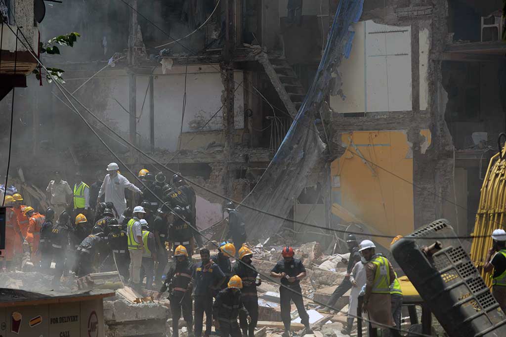 Gedung 5 Lantai di India Runtuh, 3 Orang Tewas