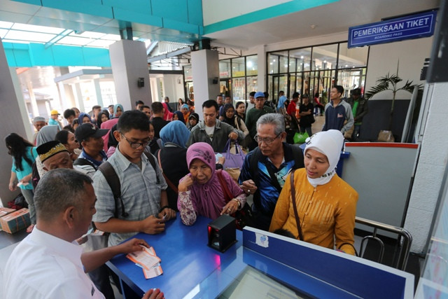 Tiket Arus Balik Solo-Jakarta Habis