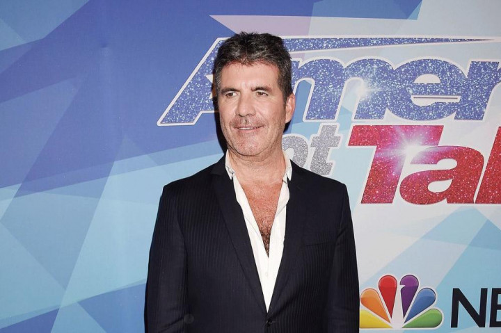 Disiram Air Usai Komentari Demian, Simon Cowell Anggap Mel B Berlebihan
