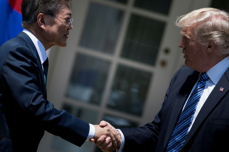 US President Donald Trump and South Korean President Moon Jae-in have agreed to enhance Seoul's deterrence against North Korea by boosting its missile capabilities. (Photo:AFP/Brendan Smialowski)